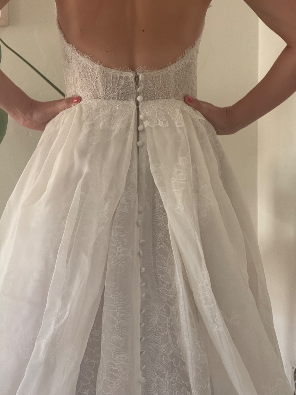 Wedding Dress - Picture 9 of 15